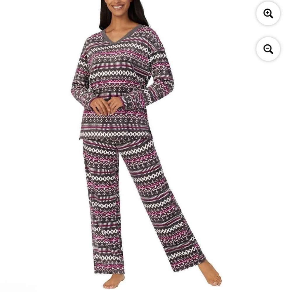 Nautica Women's Black and Pink Patterned Pajama Set